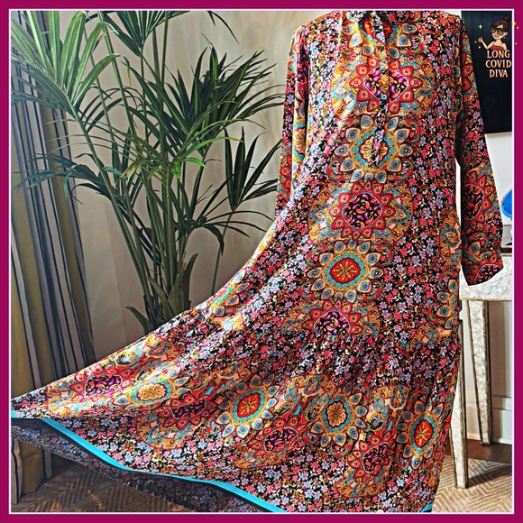 🌺JOHNNY WAS🌺/EUC/100% SILK,
“MANDALA SHEA,” MAXI DRESS/SMALL🌺 - Picture 3 of 17
